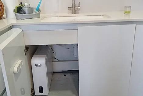 Sistema de agua filtrada y remineralizada de Ósmosis Inversa