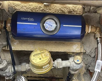 Equipo de purificación del agua que elimina la cal en un 99´99 %